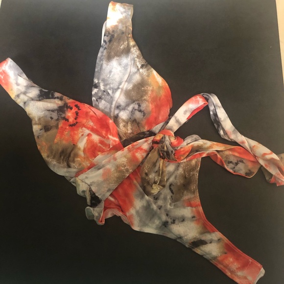 Love Culture Other - 🛍 SALE!!! NWOT Tie dye Bodysuit
